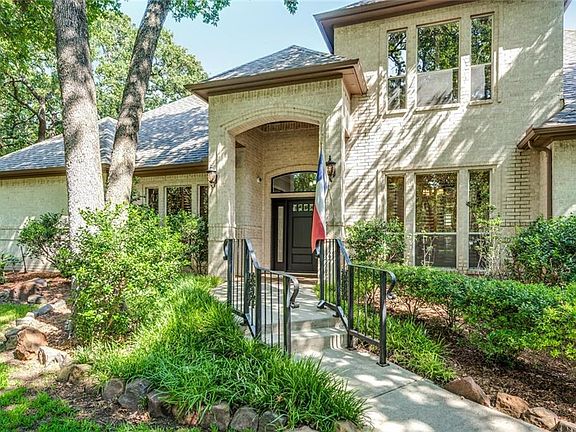 4th image of 1209 Saddlebrook Way