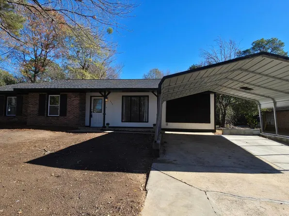 213 Stratford Dr, Warner Robins, GA 31088