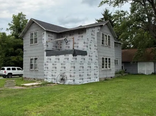 809 Beech St, North Judson, IN 46366