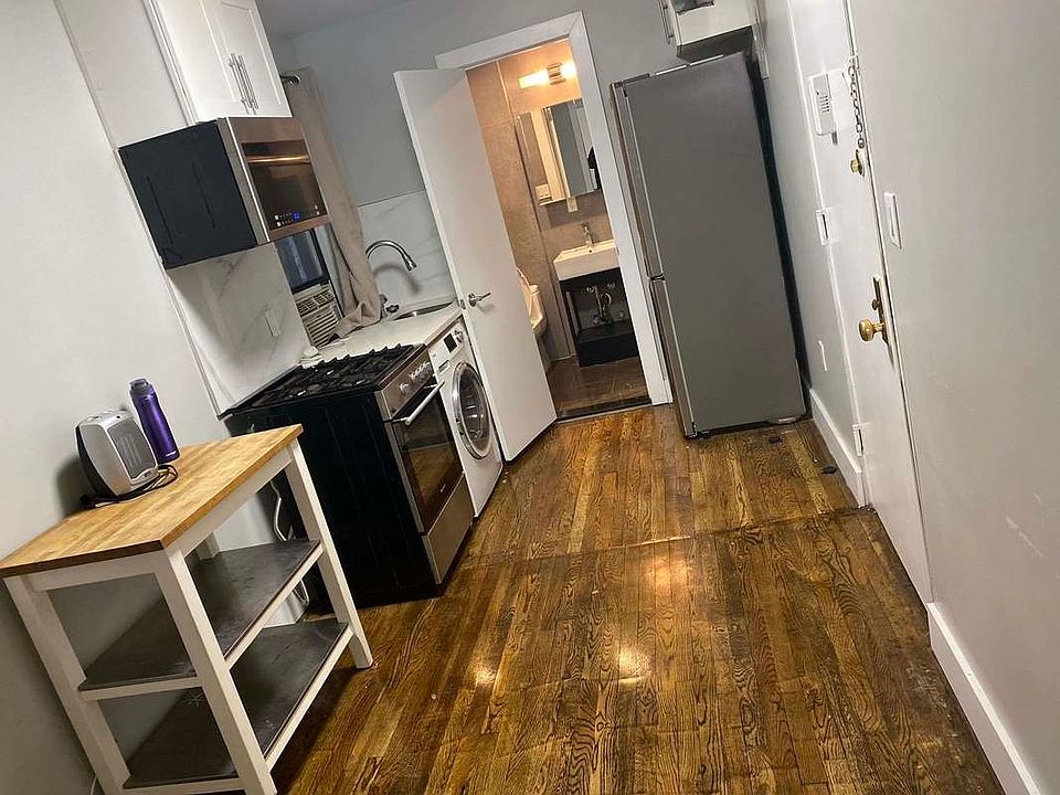 1st image of 137 E 110th St #2