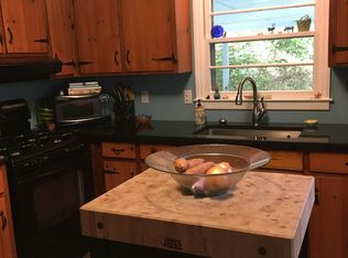 240 Huntington Rd, Wilmington, NC 28403