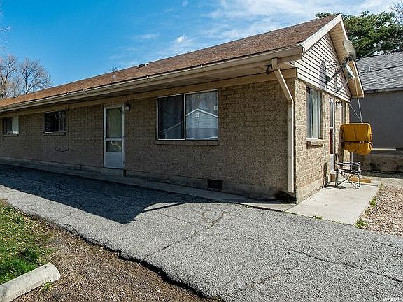 3rd image of 1036 E Crandall Ave