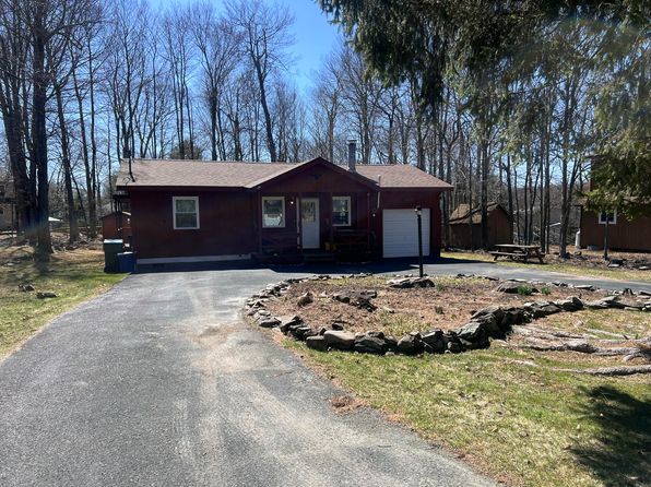 5391 Vine Ter, Tobyhanna, PA 18466