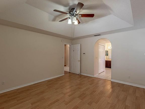 5th image of 1309 Woods Edge Ct
