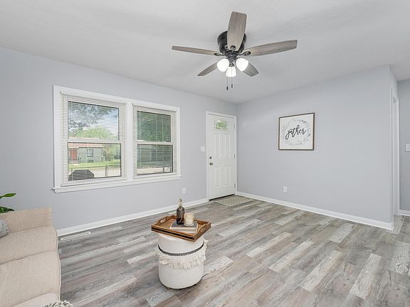 4th image of 1839 S Bleckley Dr