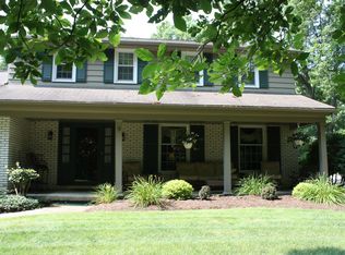 800 Blueberry Hill Dr, Canfield, OH 44406
