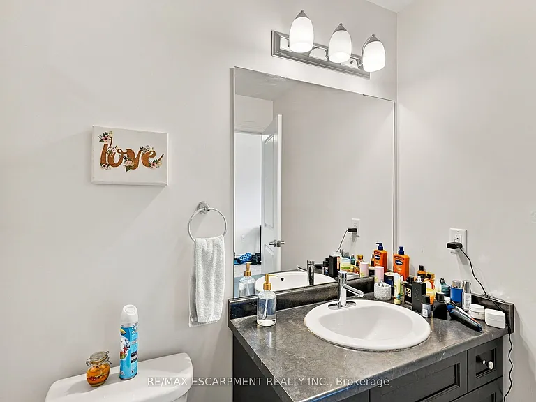 4870 Connor Dr — Photo 20