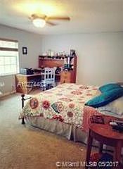 3rd image of 10321 Panama St