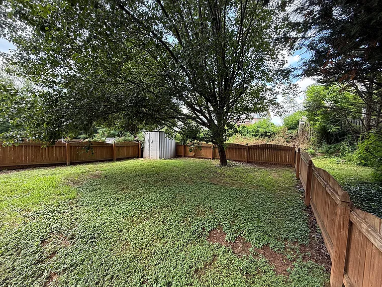 1097 Jeanett Way — Photo 5
