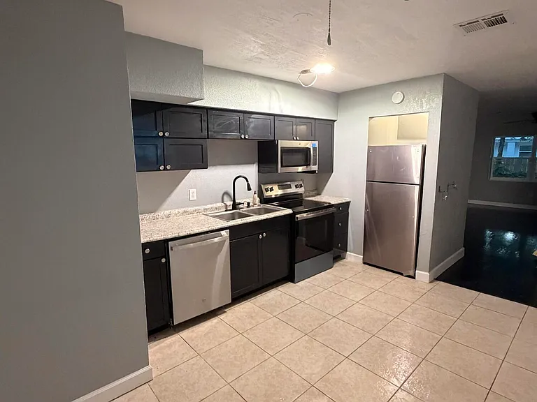 2309 Anna Dr — Photo 7