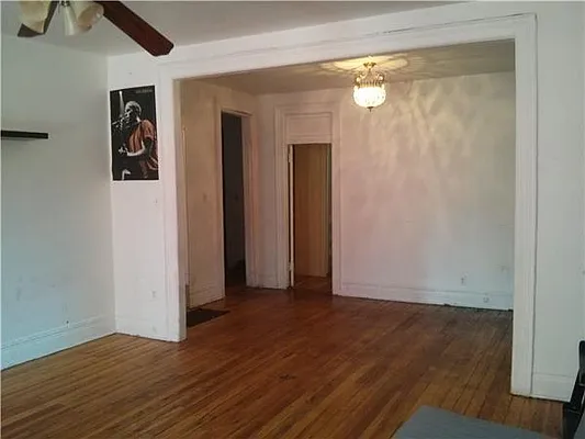 Rented by R New York | media 8