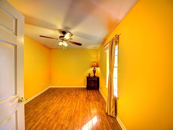 4th image of 168 Julia Ann Dr
