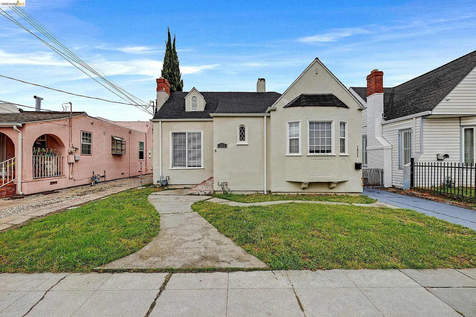 1833 108th Ave photo 1