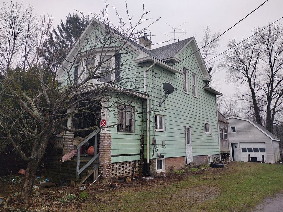 1st image of 367 E Clark St