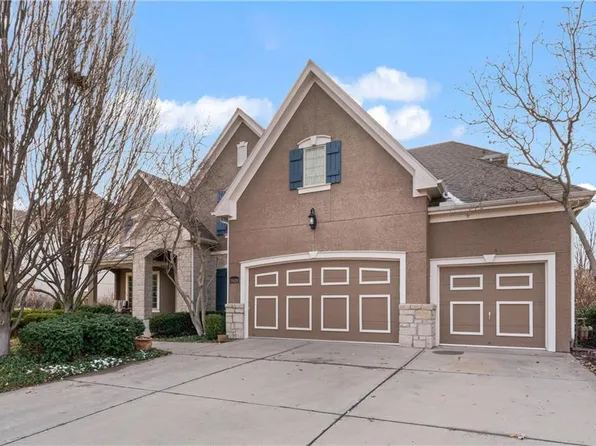 15620 Eby St, Overland Park, KS 66221