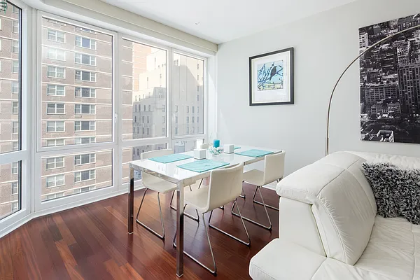 Rented by Douglas Elliman | media 14