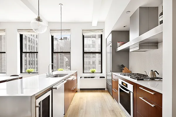 Sold by Compass | media 4