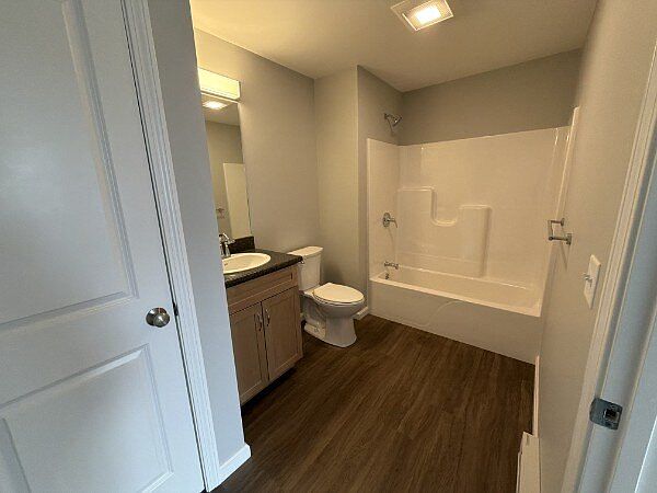 1st image of 505 Market St #35