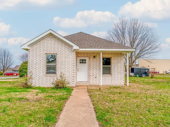 306 Southfield Dr, Harrisburg, AR 72432