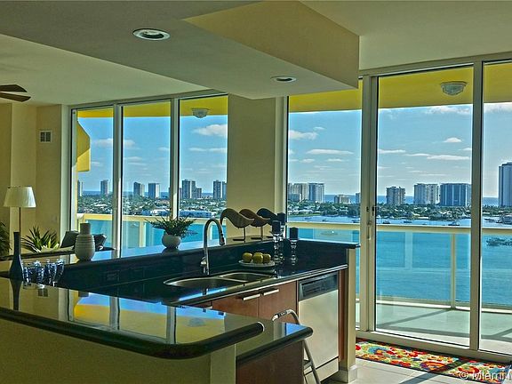 3rd image of 2640 Lake Shore Dr Unit 1407