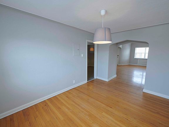 3rd image of 5845 Lindenwood Ave APT 3S
