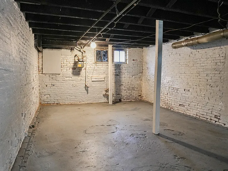 1825 E Lafayette Ave — Photo 18