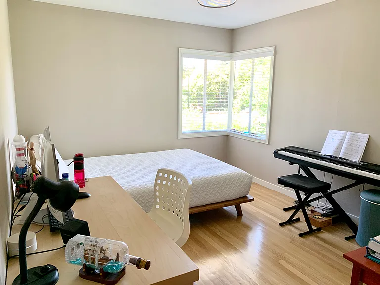 Third Bedroom overlooking the Fountain Garden