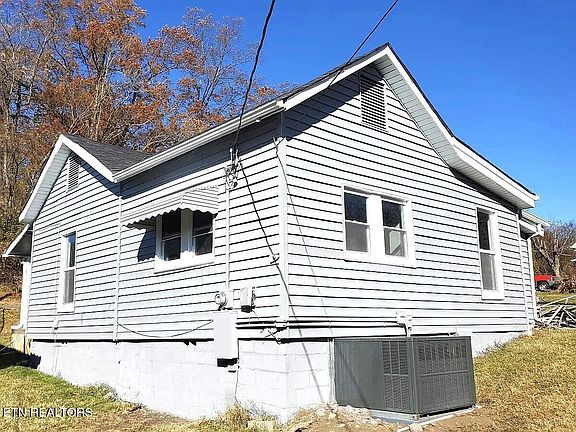 2nd image of 2102 Adams Ave