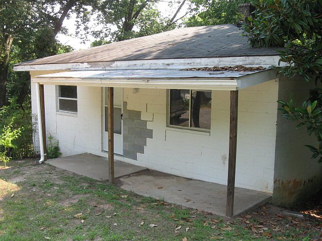 1st image of 625 Lincoln St