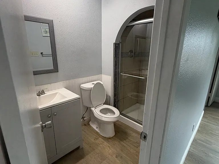 2621 Roman Way — Photo 7