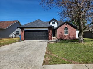 4810 N 11th St, Ozark, MO 65721