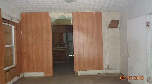 3rd image of 3307 Coleman Ave