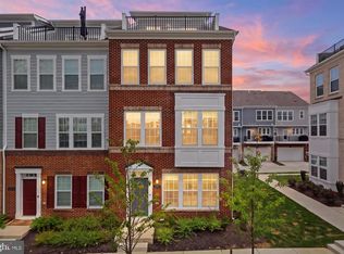 10817 Cedar Ave, Fairfax, VA 22030