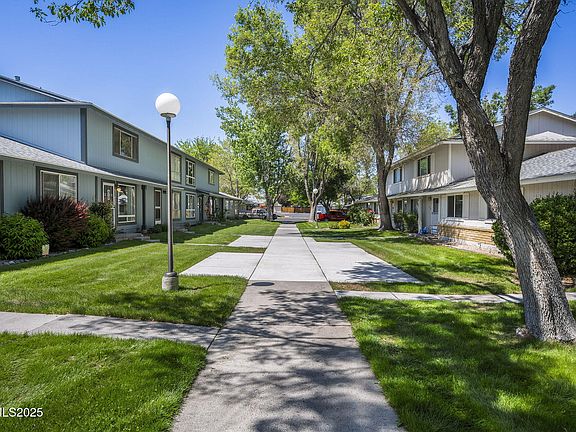 3rd image of 940 Woodberry Dr APT 5