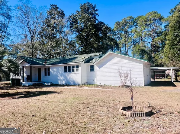 594 S 3rd St, Jesup, GA 31545