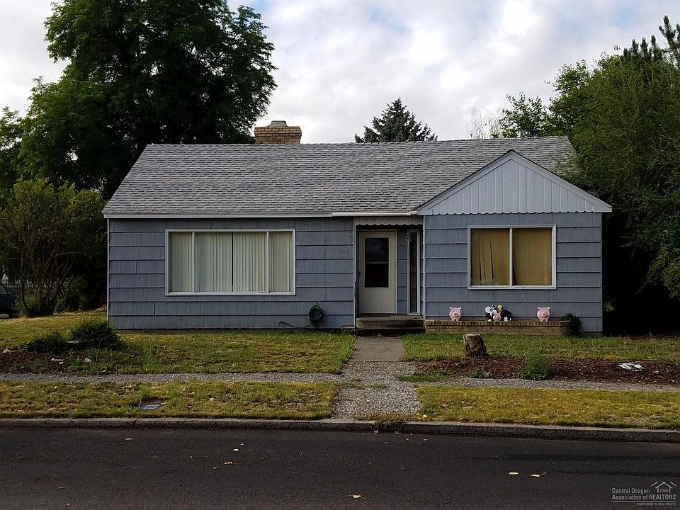 1st image of 498 NE 2nd St