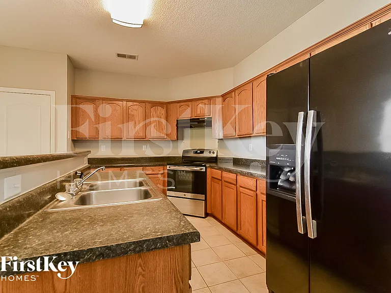 10178 Rathmore Cv — Photo 5