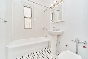 Rented by Living New York