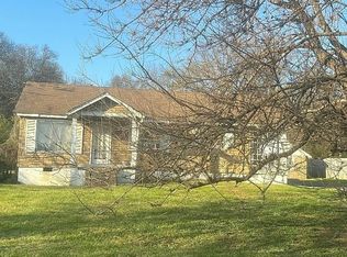 1124 Due West Ave N, Madison, TN 37115