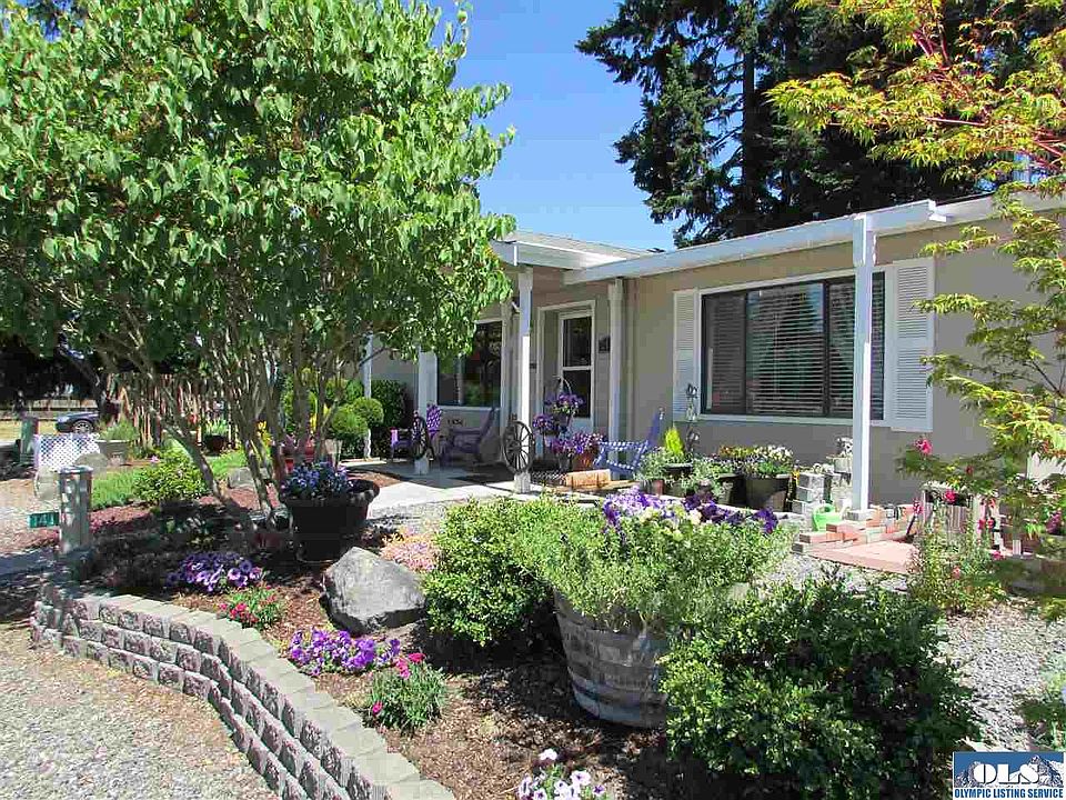 1st image of 141 Parkwood Blvd
