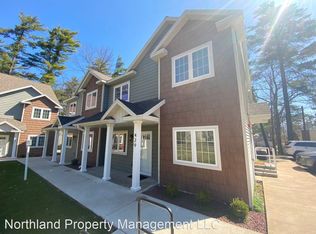 429 Munson Pl APT 8, Traverse City, MI 49686