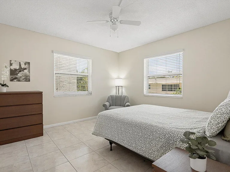 720 Orton Ave #206 — Photo 8