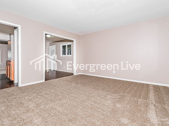 4th image of 1356 Benvue Dr