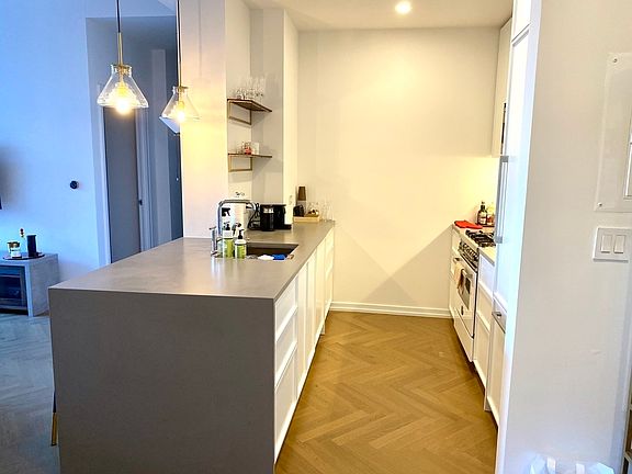 2nd image of 184 Kent Ave APT A414