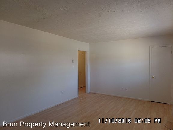 3rd image of 5507 Fountain Dr APT 16