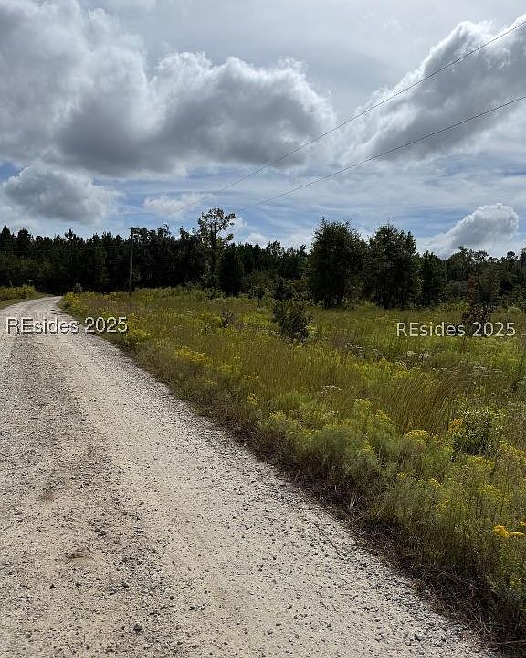 2nd image of 115 Bartons Trl