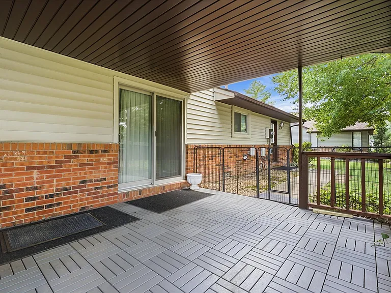 1017 Woodleaf Dr — Photo 26