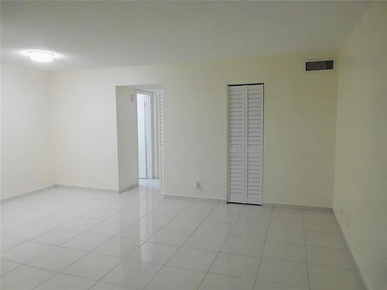 1425 Arthur St #414B — Photo 27