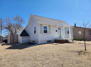 1714 Eisenhower Rd, Hays, KS 67601