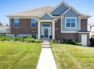 2634 Dunraven Ave, Naperville, IL 60540
